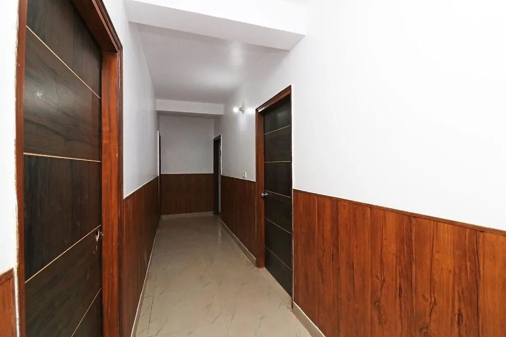 **  Airport Hotel Runway Νέο Δελχί Ινδία
