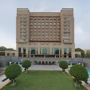 Jaypee Vasant Continental Otel