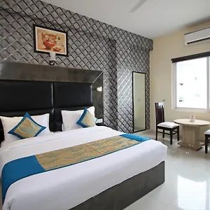 Hsp Plaza *** New Delhi